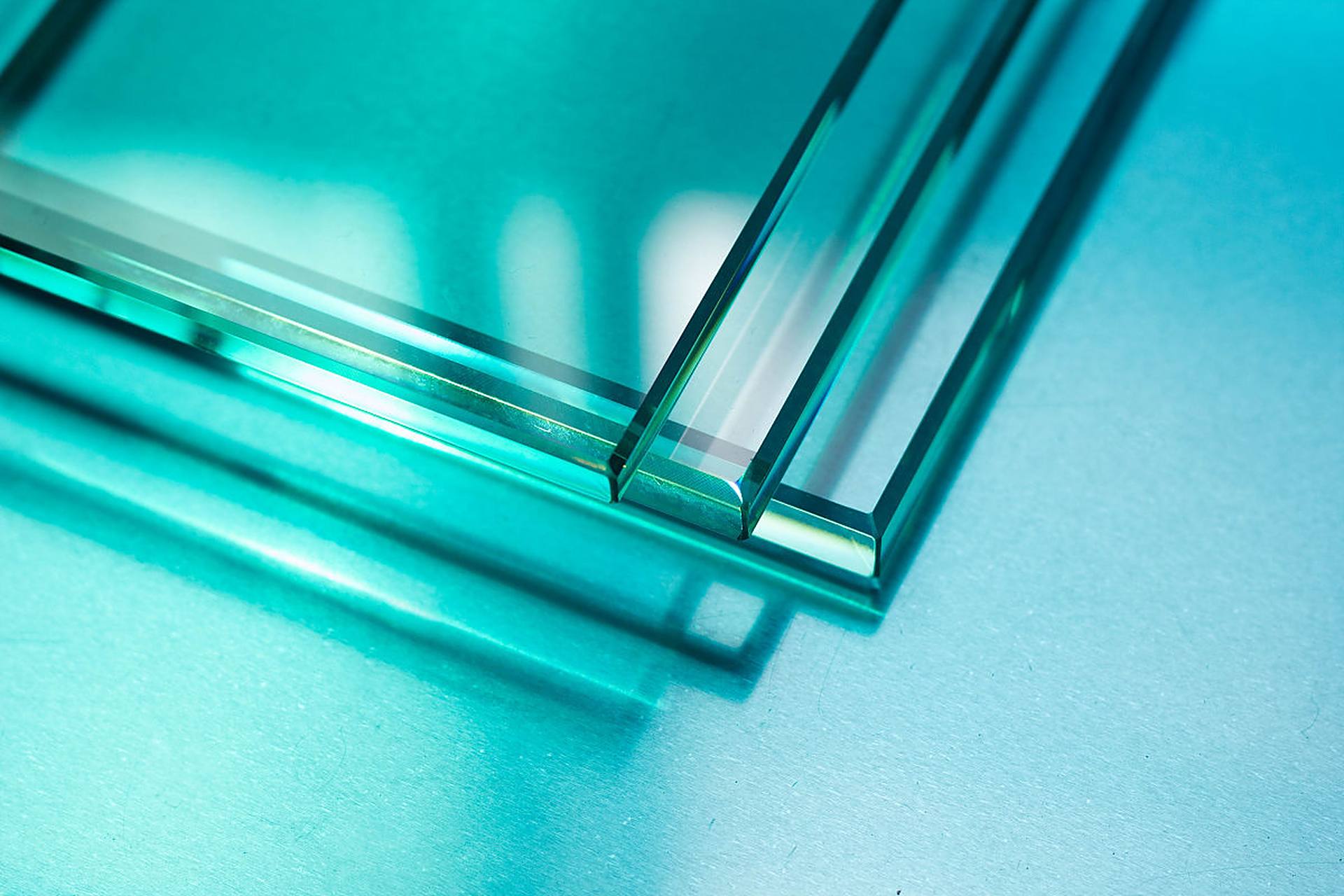 玻璃期货减仓大涨近3%！需求这么差，价格为何还能强势反弹？